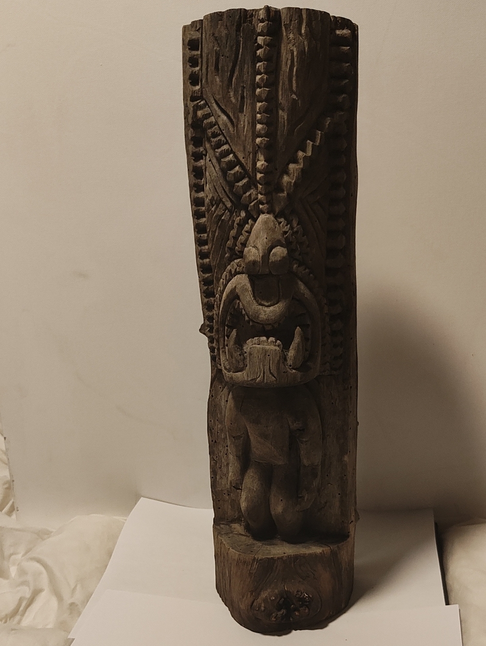 "tiki with two bottom fangs warrior"traditional Hawai God of War Ku by Kemo 1970